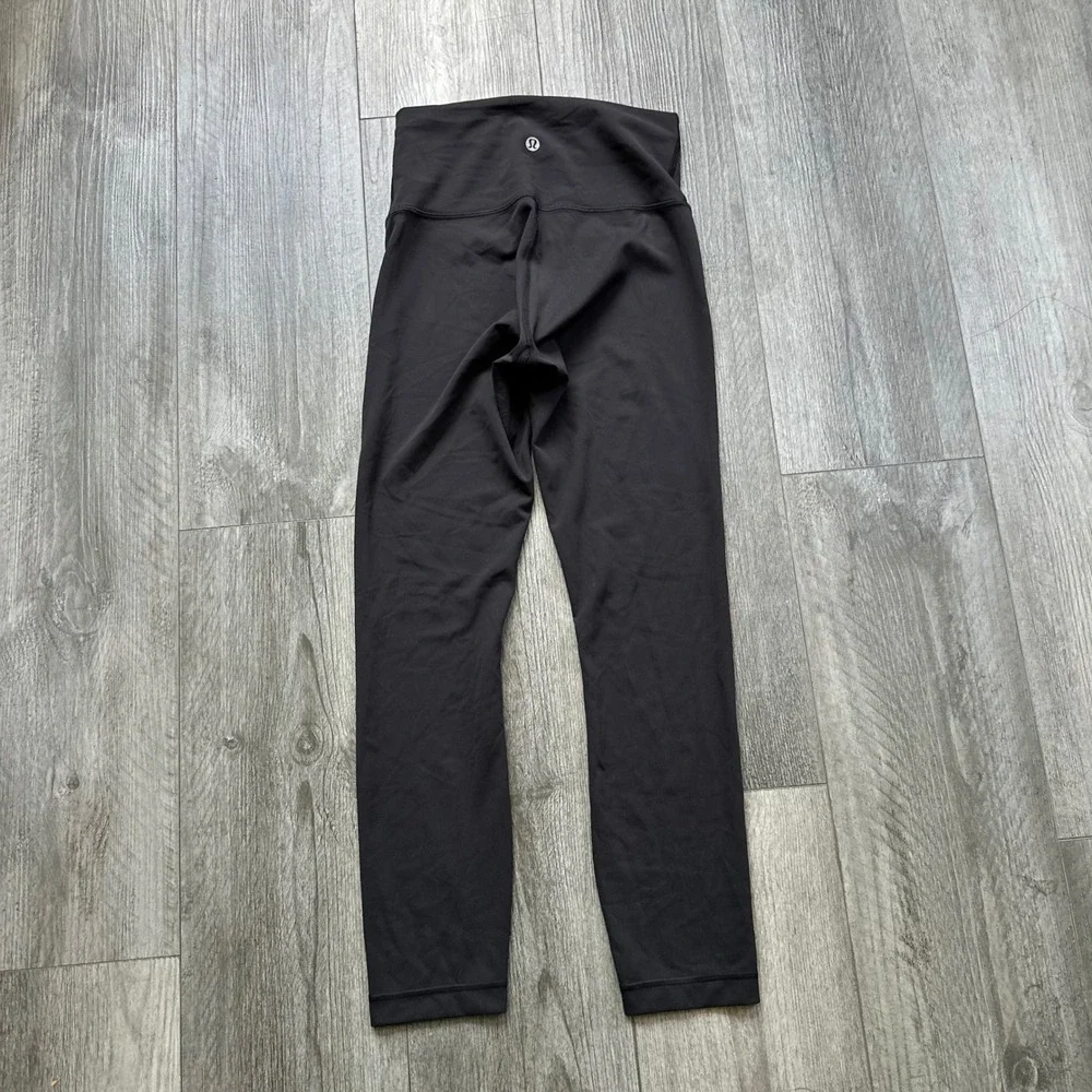 Lululemon Black Align Capri Leggings 4 23